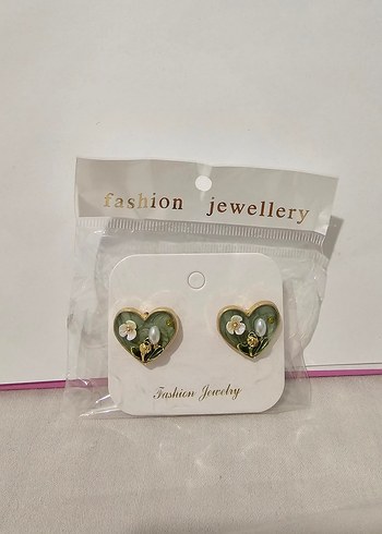 Yeni Etiketli Kalp Çiçek Ve İncili Küpe - Görsel 3