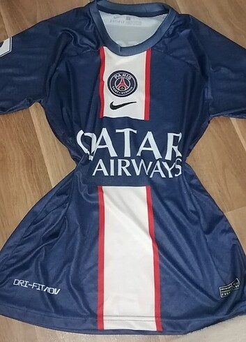 messi forma psg