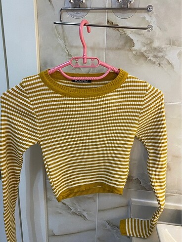 çizgili crop y2k