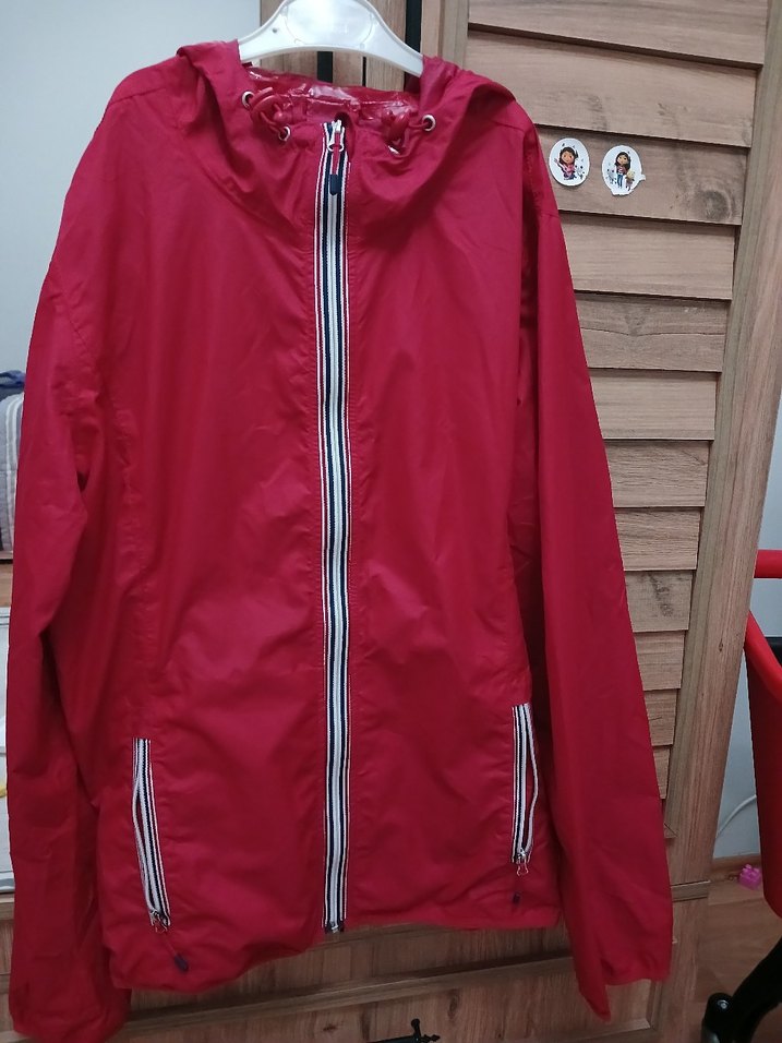 Kırmızı Fermuarlı  Yağmurluk - Görsel 2