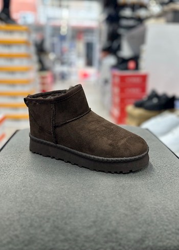 Ugg 38