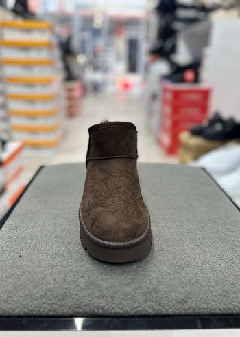 Kürklü Kahverengi Kadın Süet Dolgu Topuk Bot - Görsel 3