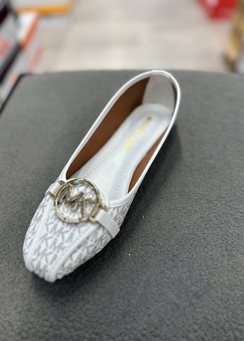 Beyaz Tokalı Modern Klasik Kadın Babet 36-40 NUMARA ARALIĞI - Görsel 2