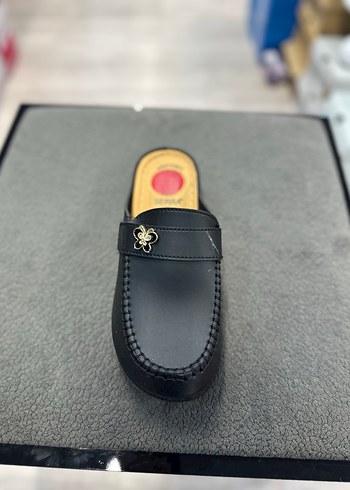 ÖNÜ KAPALI KADIN TERLİK 37-41 NUMARA ARALIĞI MEVCUTTUR - Görsel 2