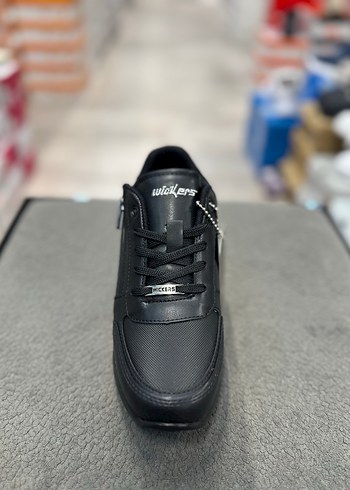 Siyah Kadın Dolgu Topuk Spor Ayakkabı ORİJİNAL WICKERS - Görsel 2