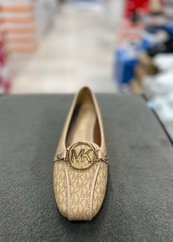 Bej Parlak Yılan Desenli Tokalı Kadın Babet - Görsel 2