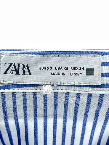 xs Beden çeşitli Renk Zara Gömlek %70 İndirimli.