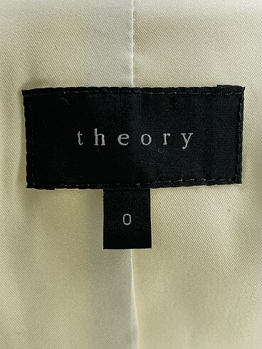 32 Beden çeşitli Renk Theory Ceket %70 İndirimli.