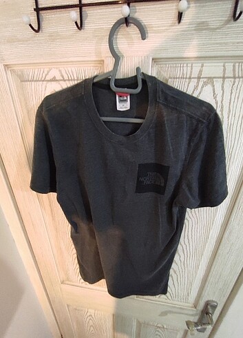 The North Face T-shirt 