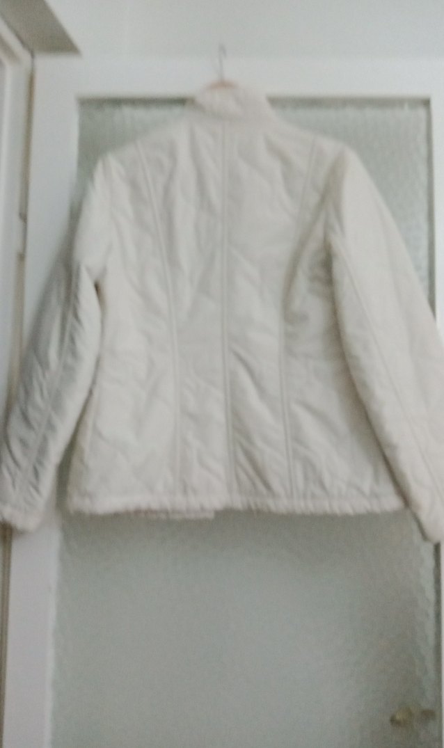 Düğmeli Krem Kadın Mont - Görsel 5