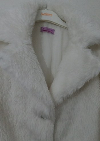 Beyaz Kürk Detaylı Kadın Mont - Görsel 3