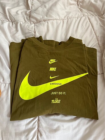 Nike tişört