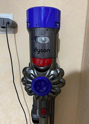 Dyson V8 Animal Kablosuz Süpürge