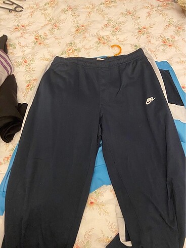l Beden lacivert Renk Orijinal Nike eşofman takımı