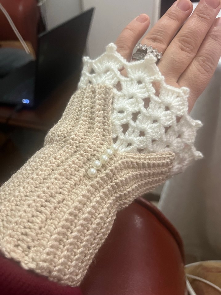 Dantel Detaylı Örgü Kadın Eldiveni - Görsel 2