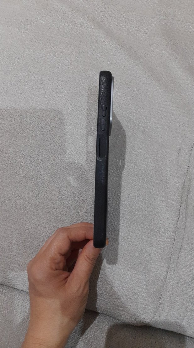 Parlak Siyah Telefon Kılıfı
2 adet tlf kılıfı - Görsel 3