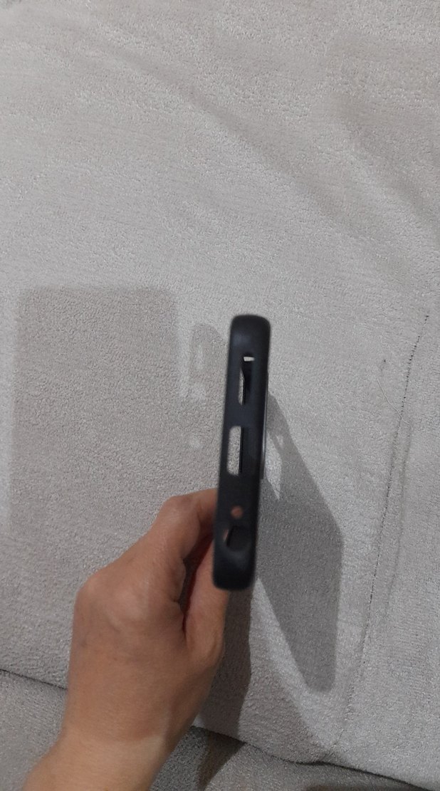 Parlak Siyah Telefon Kılıfı
2 adet tlf kılıfı - Görsel 4
