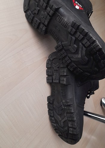 Siyah Bağcıklı Erkek Çocuk Kauçuk Bot - Görsel 4