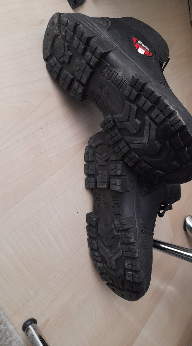 Siyah Bağcıklı Erkek Çocuk Kauçuk Bot - Görsel 4