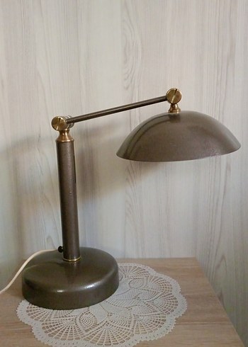 Diğer Retro Masa Lambası