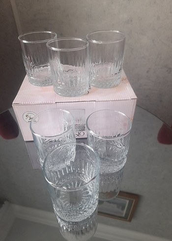Desenli 6'lı Cam Su Bardağı Seti şık tasarım 200 tl