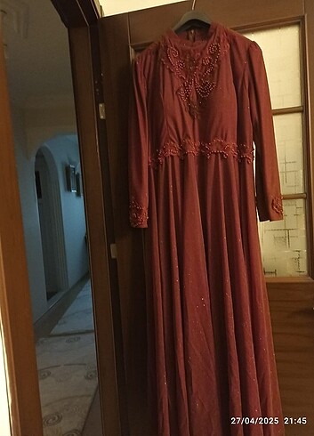 Tesettür abaya bir defa kullanıldı şalı hediye 400 tl