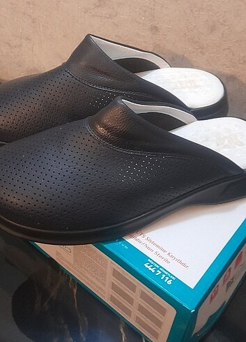Ortopedik terlik kutusunda sıfır ürün 40 numara 300 tl 