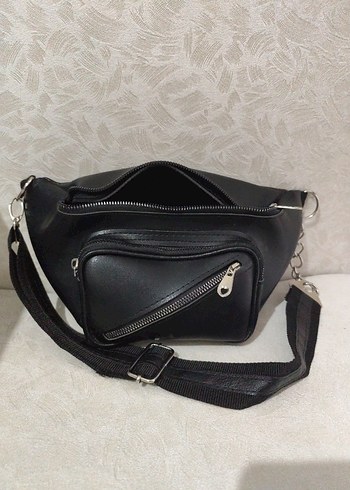 Siyah Deri Bel Çantası - Görsel 5