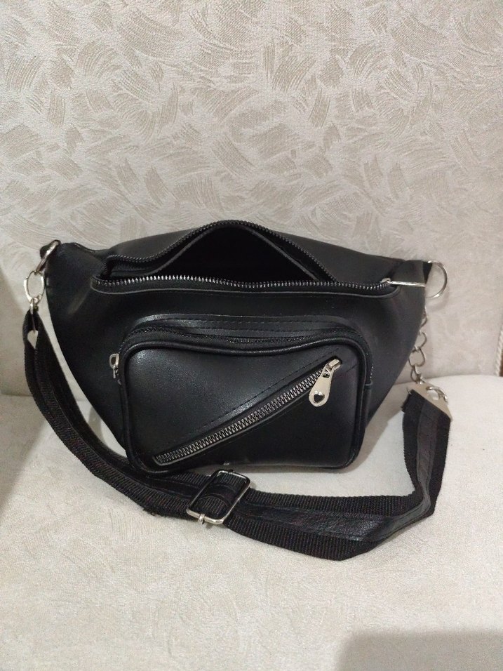 Siyah Deri Bel Çantası - Görsel 5