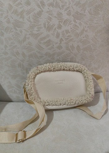 Beyaz Kürk Detaylı Kadın Omuz Çantası - Görsel 5