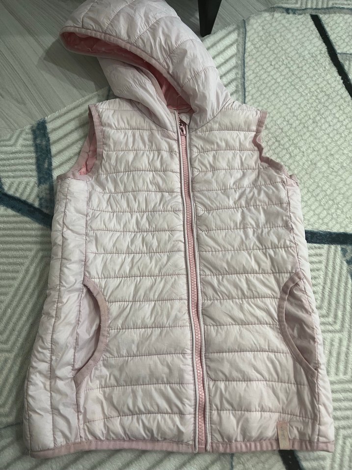 Kız Çocuk Pembe Kapüşonlu Fermuarlı Yelek - Görsel 3