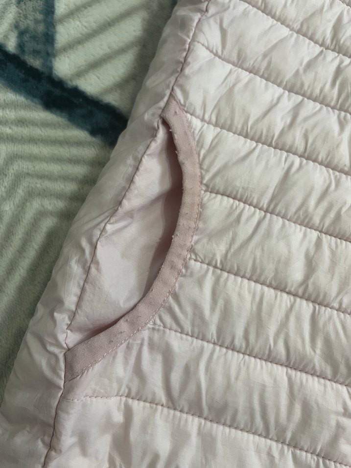 Kız Çocuk Pembe Kapüşonlu Fermuarlı Yelek - Görsel 5