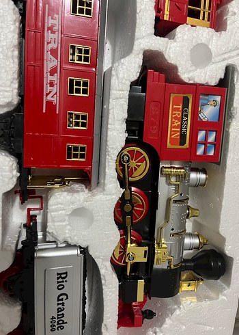 Kırmızı Model Tren Seti ve Rayları - Görsel 3