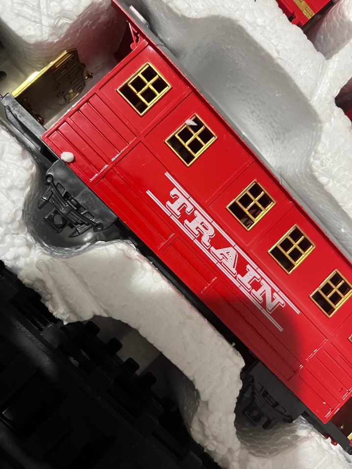 Kırmızı Model Tren Seti ve Rayları - Görsel 4