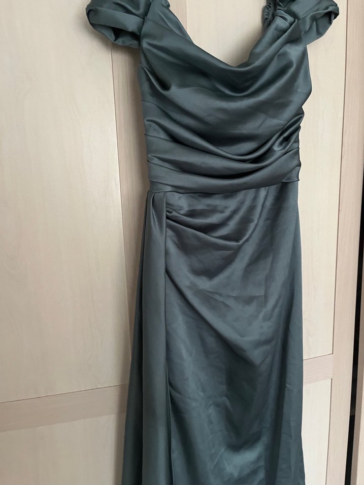 Gri Drapeli V Yakalı Uzun Abiye Elbise - Görsel 3