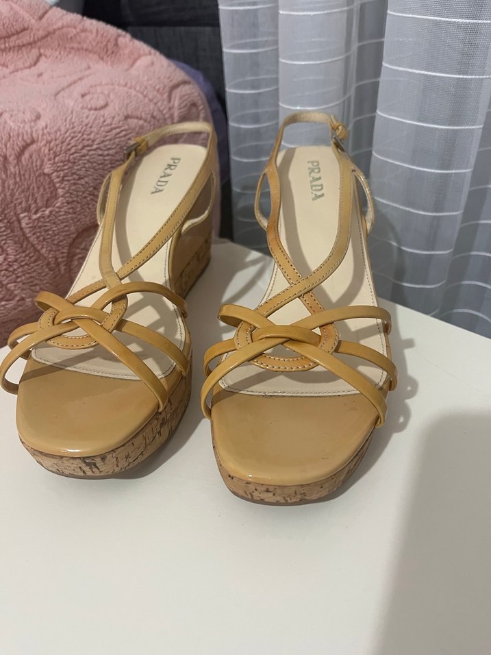 Bej Prada Kadın Dolgu Topuklu Sandalet - Görsel 3