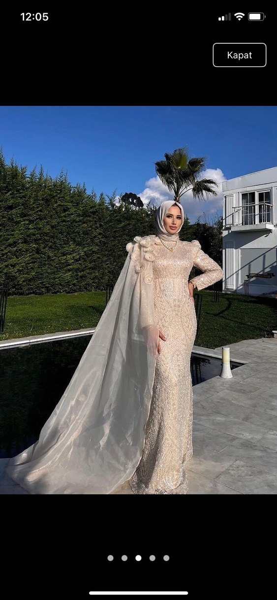 Uzun Kollu İşlemeli Beyaz Abiye Elbise tesettür abiye - Görsel 2