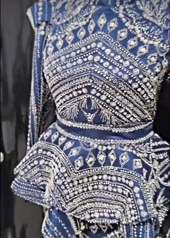 Boncuk İşlemeli V Yaka Uzun Bohem Elbise tesettür abiye - Görsel 2