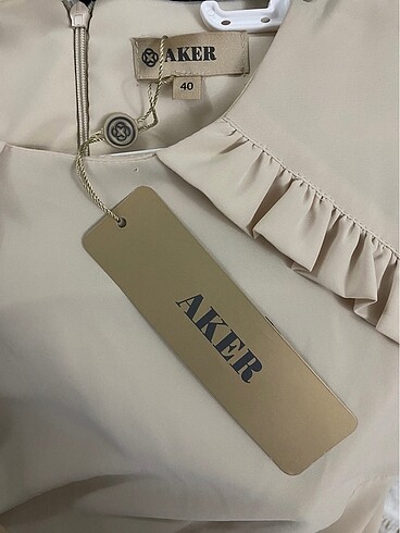 Aker Aker elbise