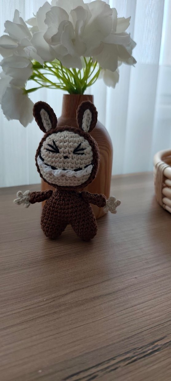 Kahverengi Örgü Peluş Oyuncak labubu - Görsel 4