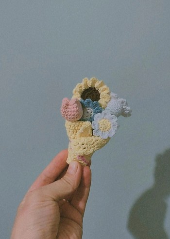 Çiçek Desenli Örgü anahtarlık - Görsel 2