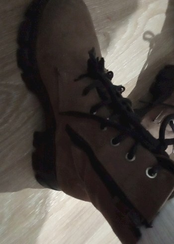 Kahverengi Süet Tokalı Kadın Bot - Görsel 5