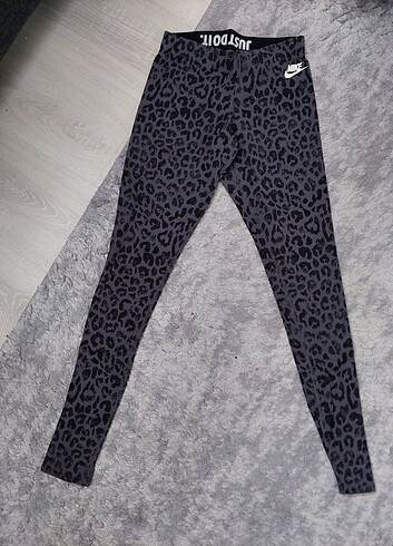 Nike Leopar Tayt