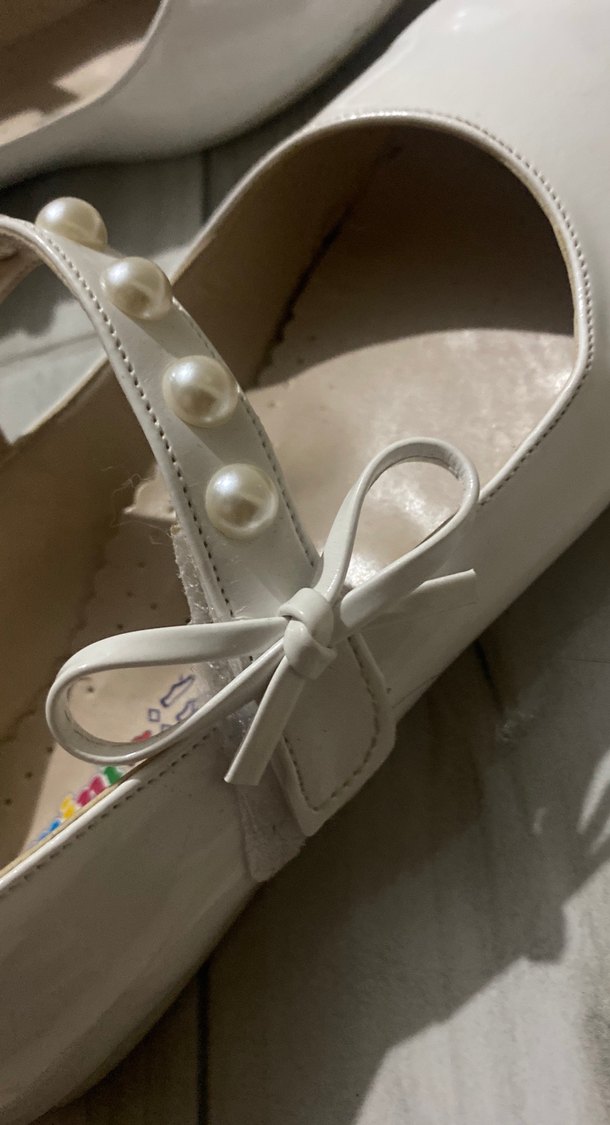 Kız Çocuk Beyaz Tokalı Babet Ayakkabı - Görsel 3