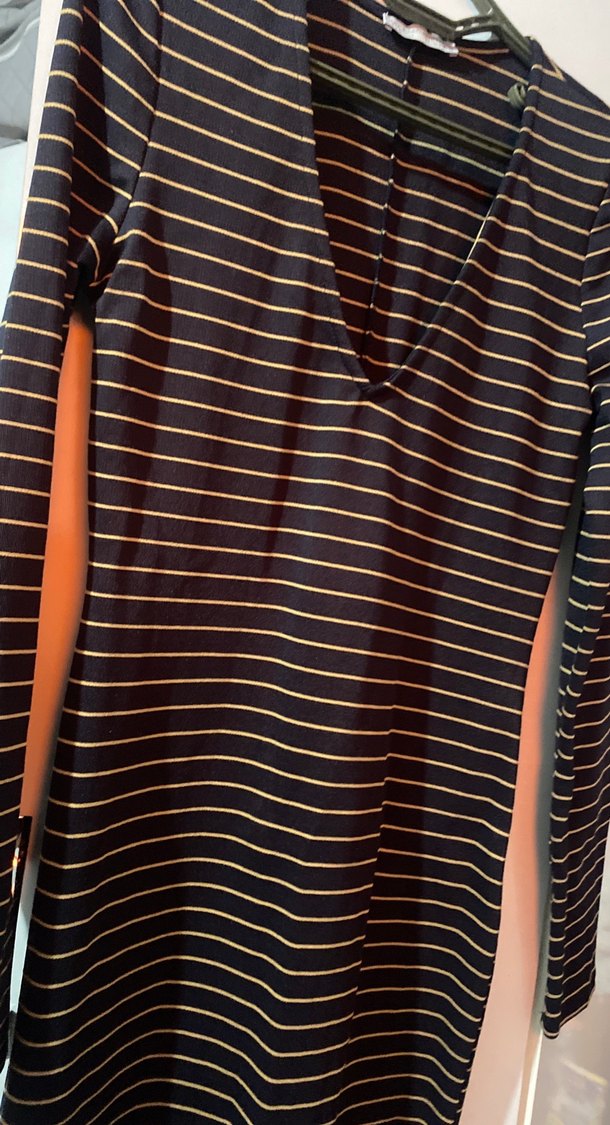 V Yaka Çizgili Uzun Kollu Kahverengi Elbise - Görsel 3