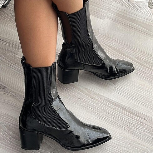 39 Beden Zara Lastikli Bot 39 Numara