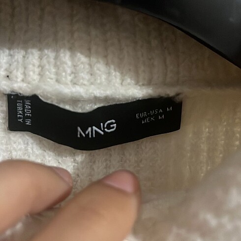 m Beden ten rengi Renk Mango M Beden Krem Kazak