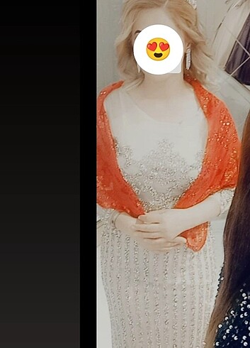 Diğer Söz abiyesi bir kere tek giyilmiş