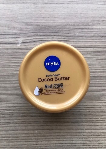 Nivea Vaseline Cocoa Butter Dudak Terapisi 20g