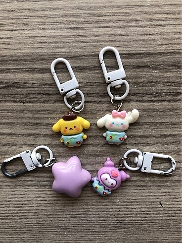 hello kitty anahtarlik